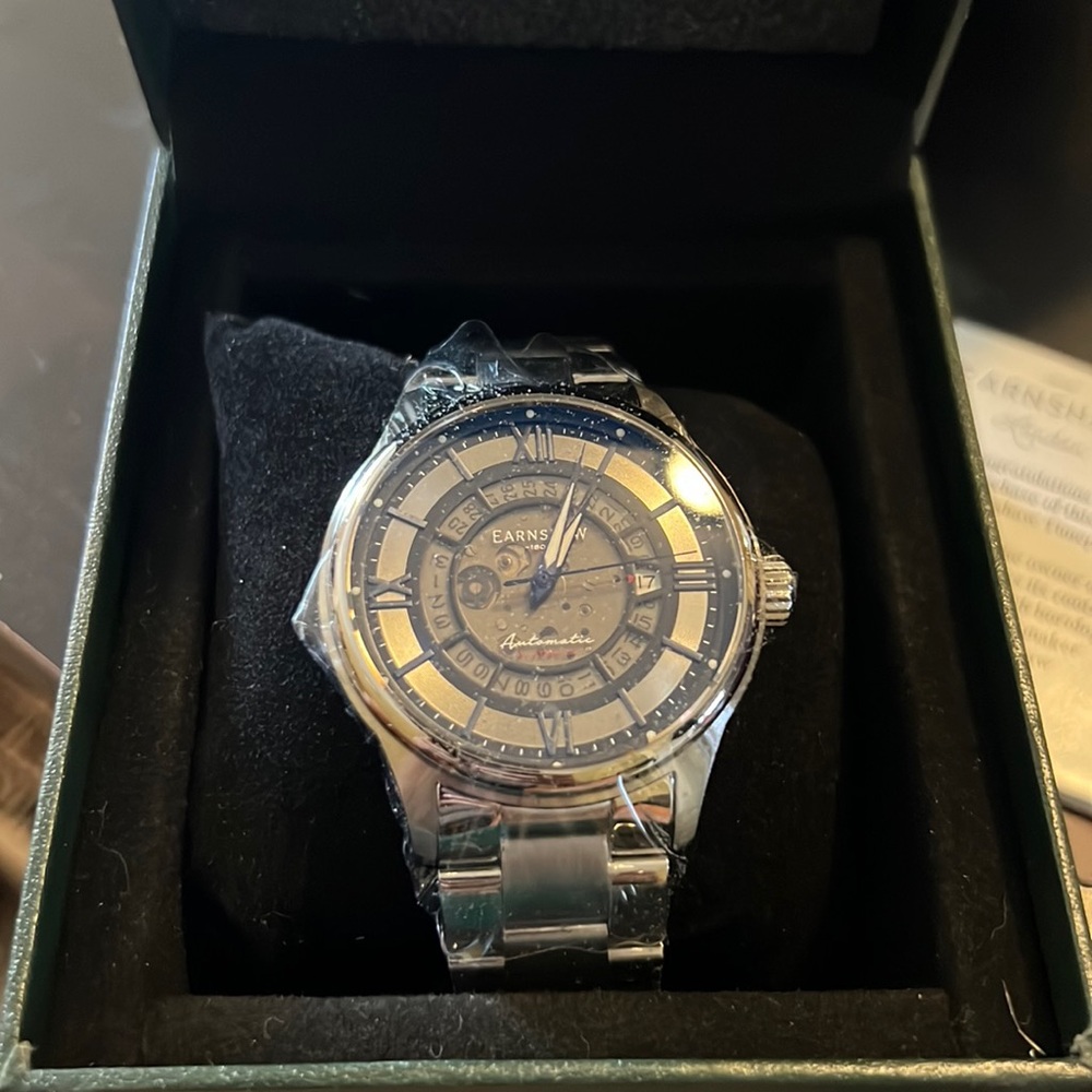 Men’s stainless watch
